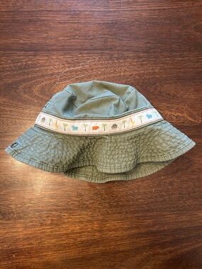 GAP Olive Green Kids Bucket Hat with Animal Trim